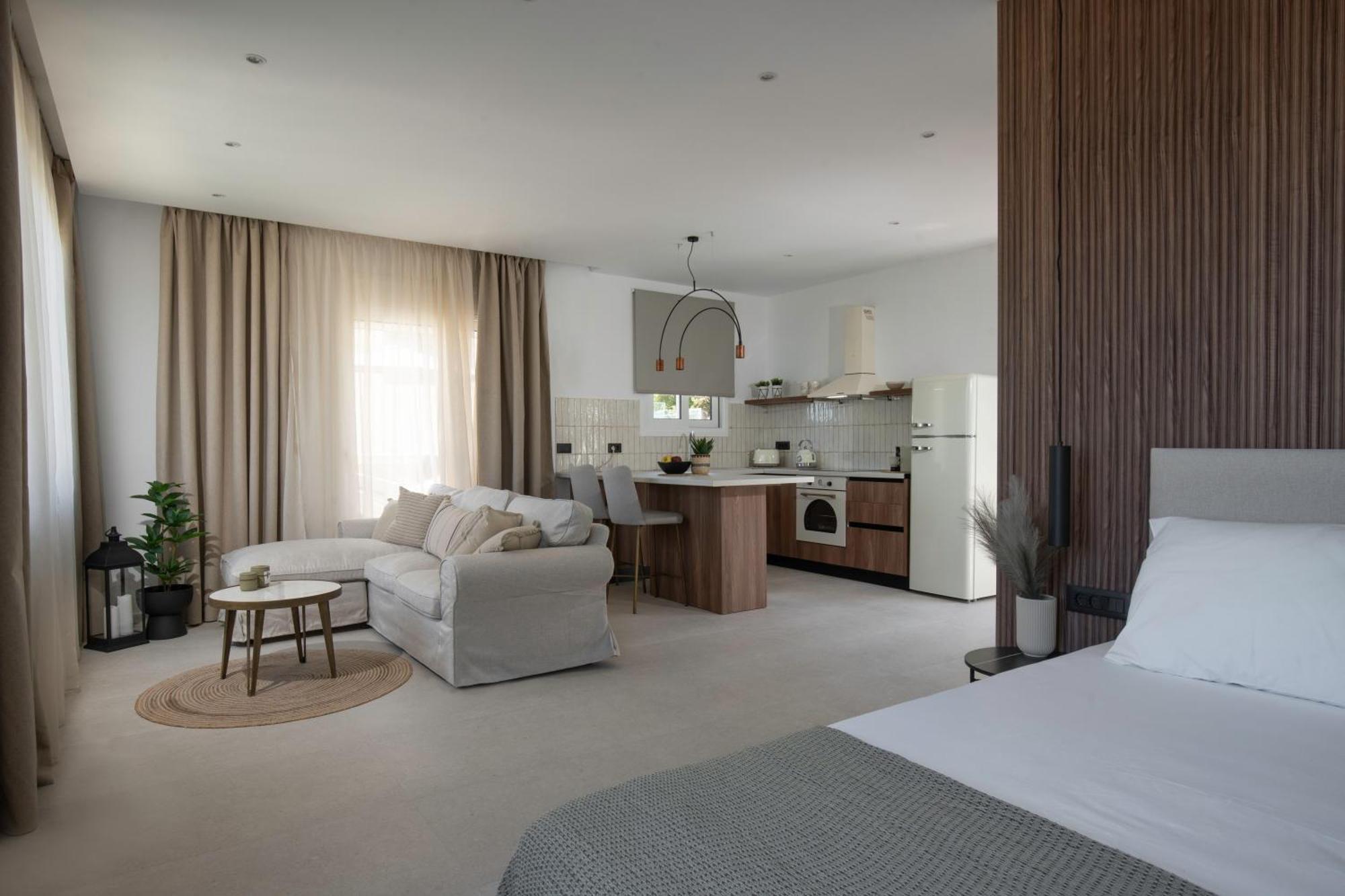Theros Luxury Apartment Archangelos  Eksteriør bilde